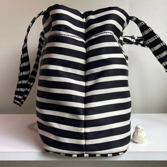 Kate Spade ♠️ Nylon Tote Shoulder Bag - Picture 5 of 16